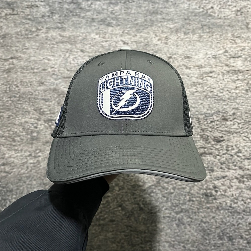 Tampa Bay Lightning Hat Mesh Back Fanatics NHL Hockey Gray Embroidered Logo